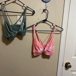 VS PINK Sports bras